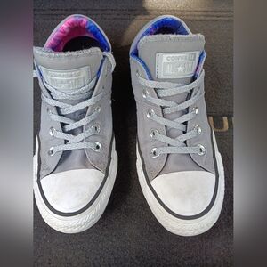 Women's Converse sneakers